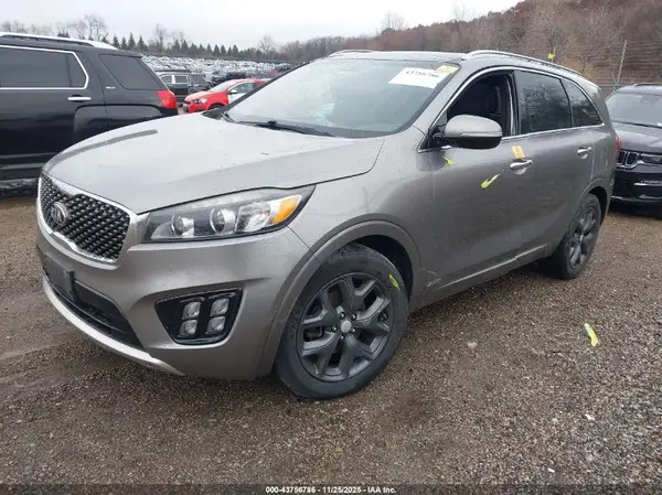 5XYPKDA11GG116111 2016 KIA SORENTO - Image 2