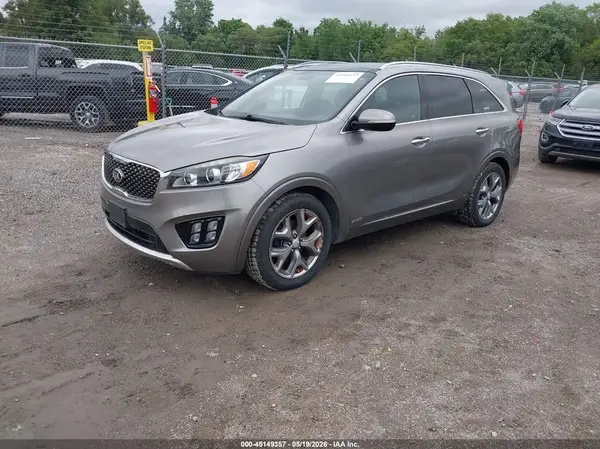 5XYPKDA12GG022903 2016 KIA SORENTO - Image 2