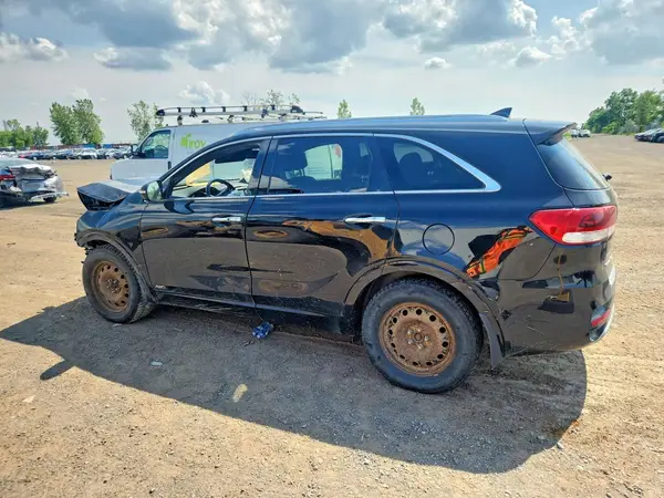 5XYPKDA12JG391025 2018 KIA SORENTO - Image 2