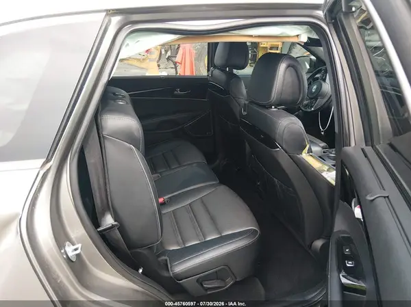 5XYPKDA13GG035286 2016 KIA SORENTO - Image 8