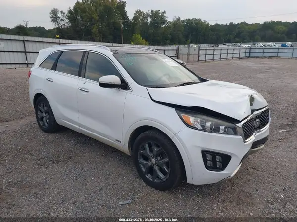 5XYPKDA13GG141804 2016 KIA SORENTO - Image 1