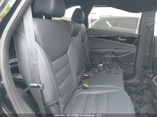 5XYPKDA13JG372029 2018 KIA SORENTO - Image 8