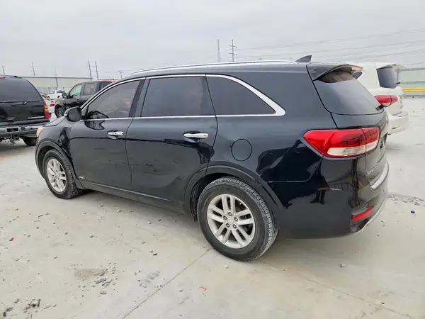 5XYPKDA14GG009098 2016 KIA SORENTO - Image 2
