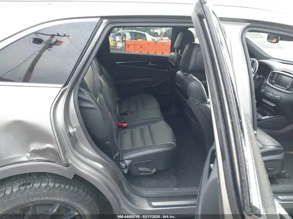 5XYPKDA14GG037175 2016 KIA SORENTO - Image 8