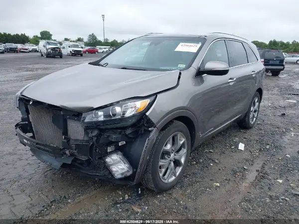 5XYPKDA15GG011894 2016 KIA SORENTO - Image 2