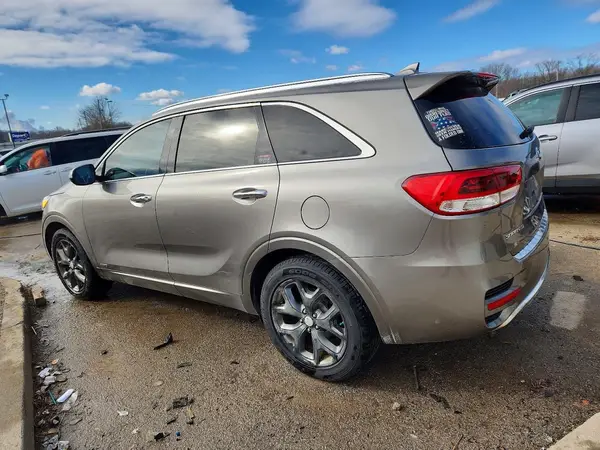 5XYPKDA15GG020031 2016 KIA SORENTO - Image 2