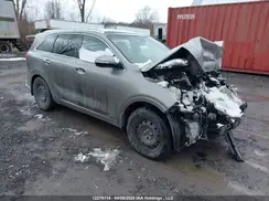 5XYPKDA15GG039551 2016 KIA SORENTO