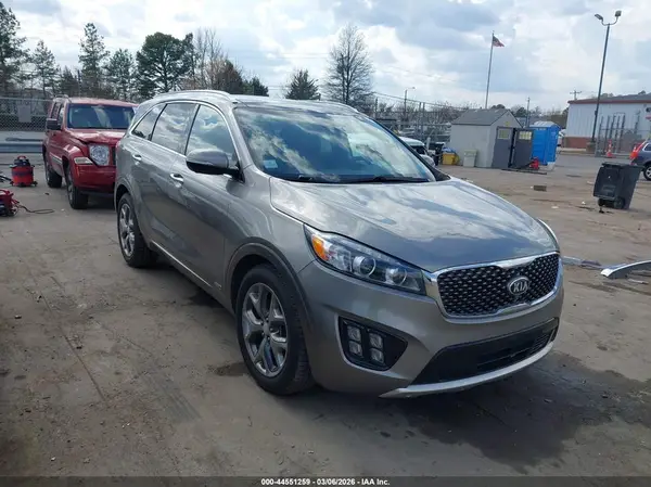 5XYPKDA15GG044846 2016 KIA SORENTO - Image 1