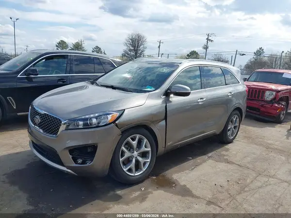 5XYPKDA15GG044846 2016 KIA SORENTO - Image 2