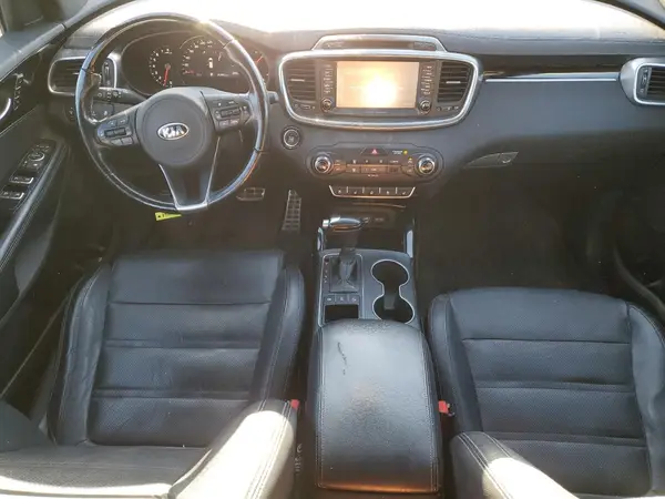 5XYPKDA15GG105354 2016 KIA SORENTO - Image 8