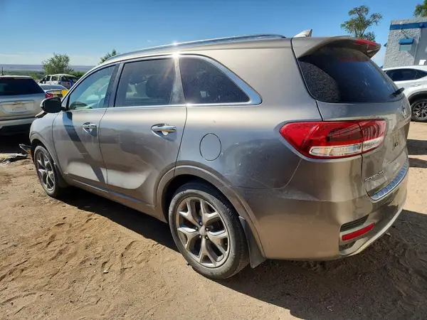 5XYPKDA15GG114149 2016 KIA SORENTO - Image 2