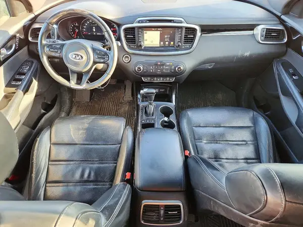 5XYPKDA15JG397322 2018 KIA SORENTO - Image 8