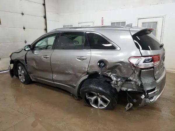 5XYPKDA16GG032396 2016 KIA SORENTO - Image 2