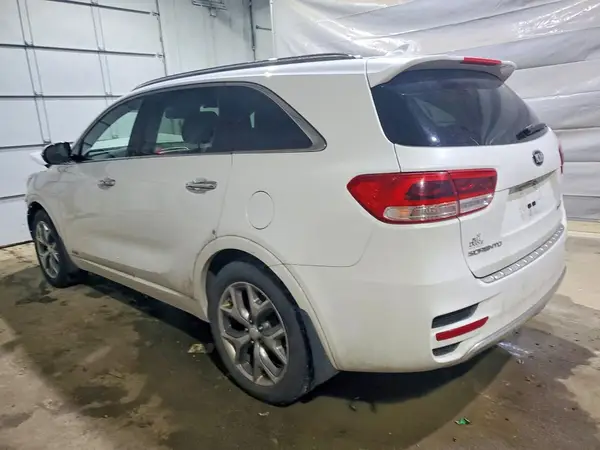 5XYPKDA16GG034505 2016 KIA SORENTO - Image 2