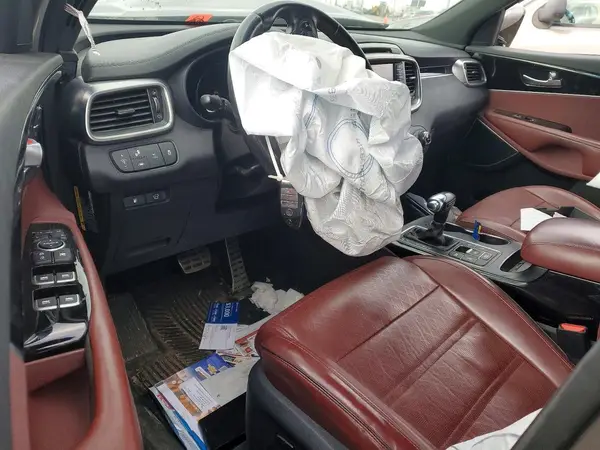 5XYPKDA16GG044855 2016 KIA SORENTO - Image 8