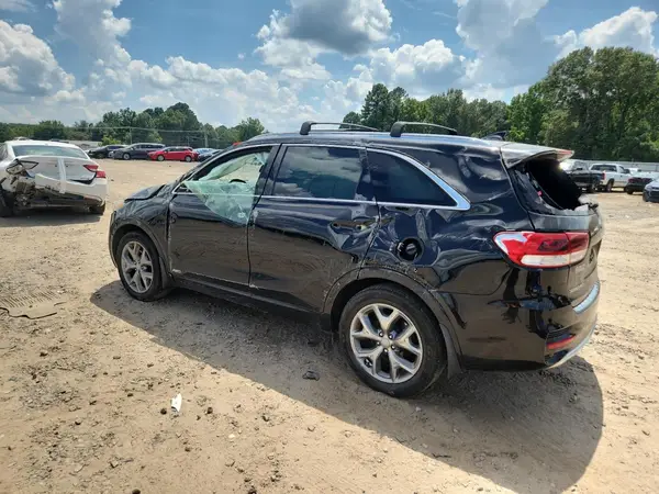 5XYPKDA16GG051658 2016 KIA SORENTO - Image 2