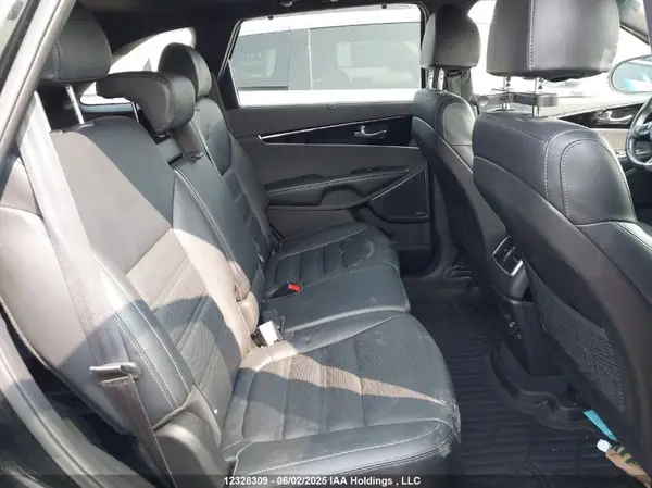 5XYPKDA16JG391870 2018 KIA SORENTO - Image 8