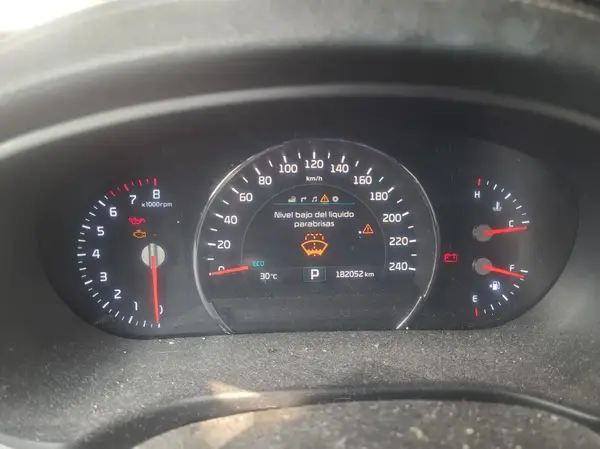 5XYPKDA17GG038269 2016 KIA SORENTO - Image 8