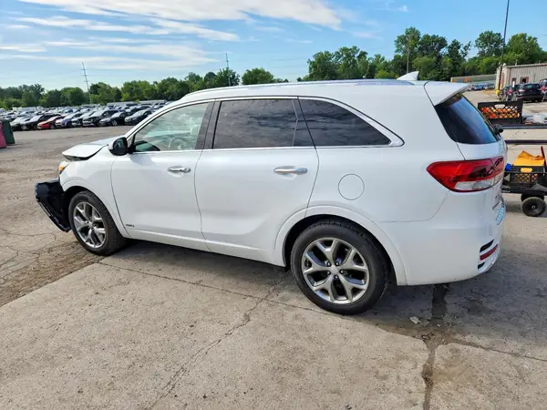 5XYPKDA17GG114623 2016 KIA SORENTO - Image 2