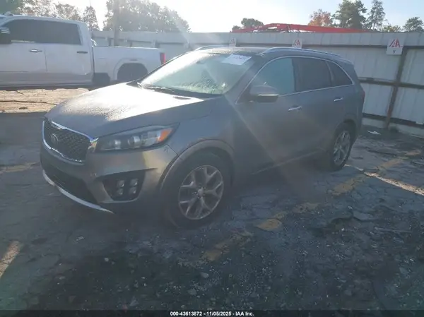 5XYPKDA17GG126397 2016 KIA SORENTO - Image 2
