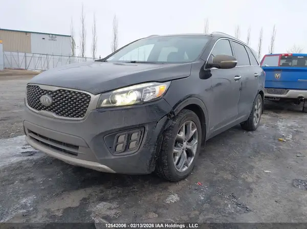 5XYPKDA17HG250641 2017 KIA SORENTO - Image 2