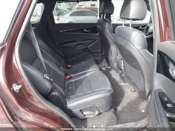 5XYPKDA17JG379176 2018 KIA SORENTO - Image 8
