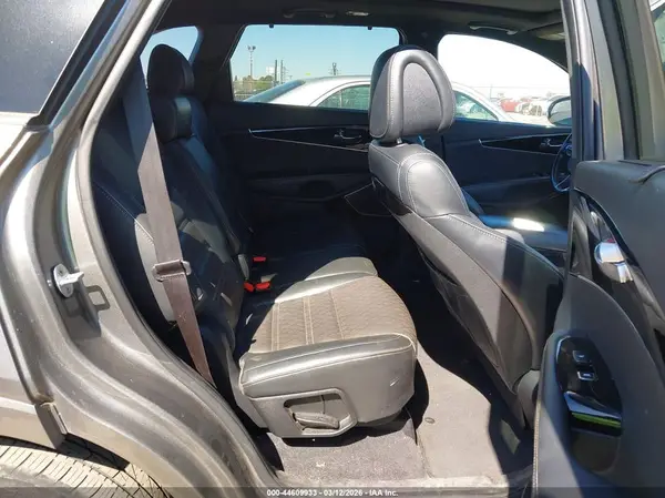 5XYPKDA18GG141894 2016 KIA SORENTO - Image 8