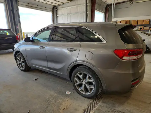 5XYPKDA1XGG007842 2016 KIA SORENTO - Image 2