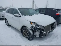 5XYPKDA1XGG182981 2016 KIA SORENTO