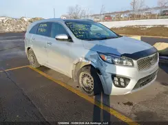 5XYPKDA1XGG186240 2016 KIA SORENTO