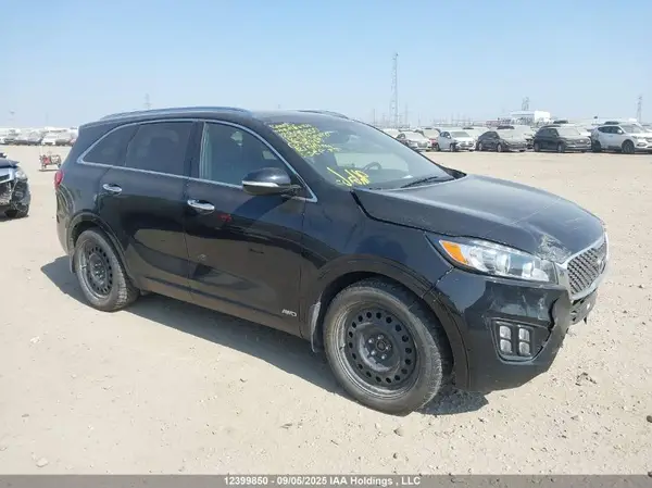 5XYPKDA1XJG389510 2018 KIA SORENTO - Image 1