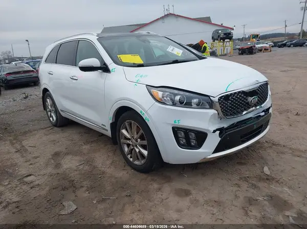 5XYPKDA50GG006539 2016 KIA SORENTO - Image 1