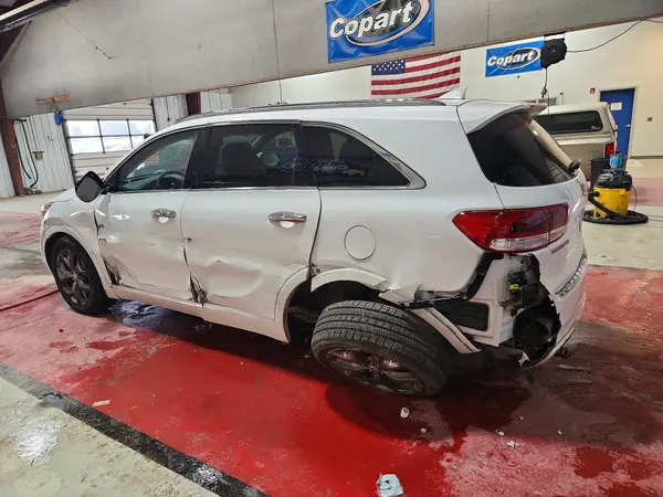 5XYPKDA50GG016701 2016 KIA SORENTO - Image 2