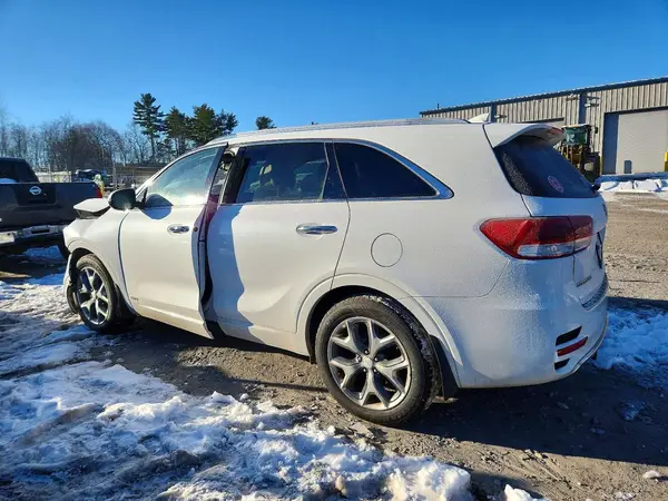 5XYPKDA50GG102591 2016 KIA SORENTO - Image 2