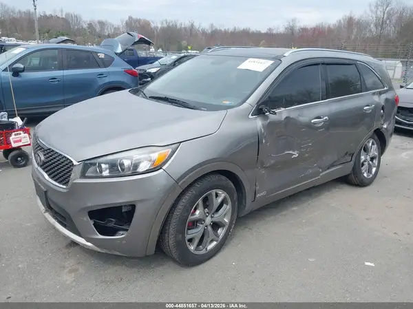 5XYPKDA50GG135655 2016 KIA SORENTO - Image 2