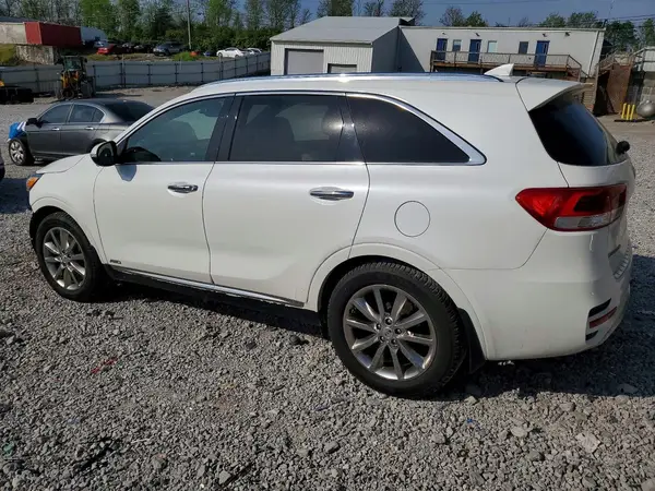 5XYPKDA50GG137826 2016 KIA SORENTO - Image 2