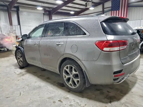 5XYPKDA50HG207794 2017 KIA SORENTO - Image 2