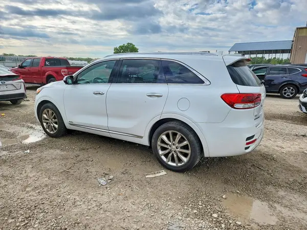 5XYPKDA50HG283032 2017 KIA SORENTO - Image 2