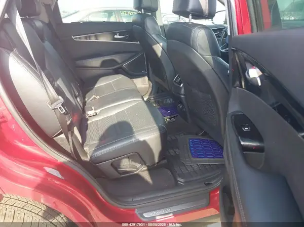5XYPKDA50HG315946 2017 KIA SORENTO - Image 8