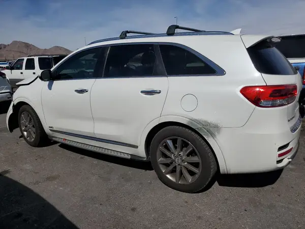 5XYPKDA50HG322945 2017 KIA SORENTO - Image 2