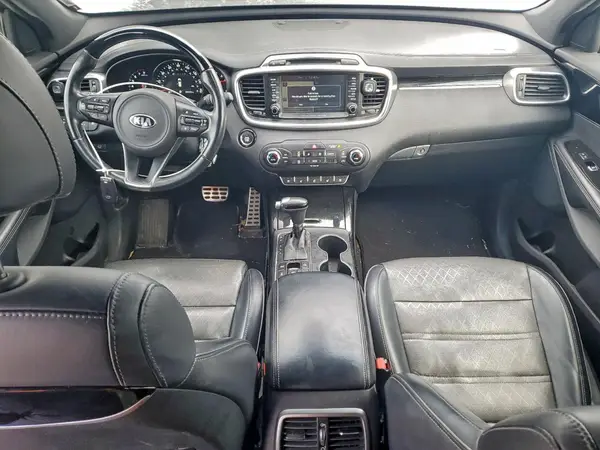 5XYPKDA50HG327756 2017 KIA SORENTO - Image 8
