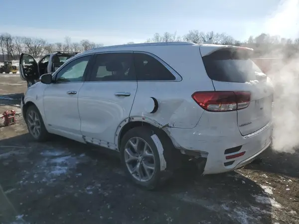 5XYPKDA50JG362982 2018 KIA SORENTO - Image 2