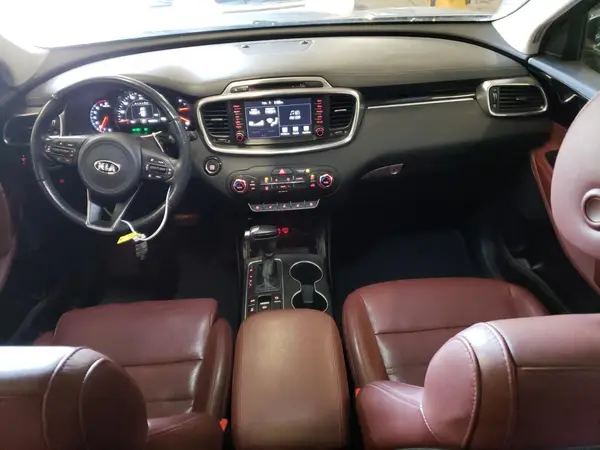 5XYPKDA50JG367227 2018 KIA SORENTO - Image 8