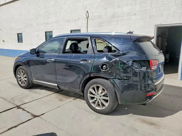 5XYPKDA50JG370029 2018 KIA SORENTO - Image 2