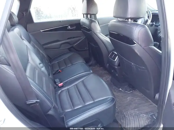 5XYPKDA50JG390006 2018 KIA SORENTO - Image 8