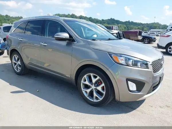 5XYPKDA50JG416894 2018 KIA SORENTO - Image 1
