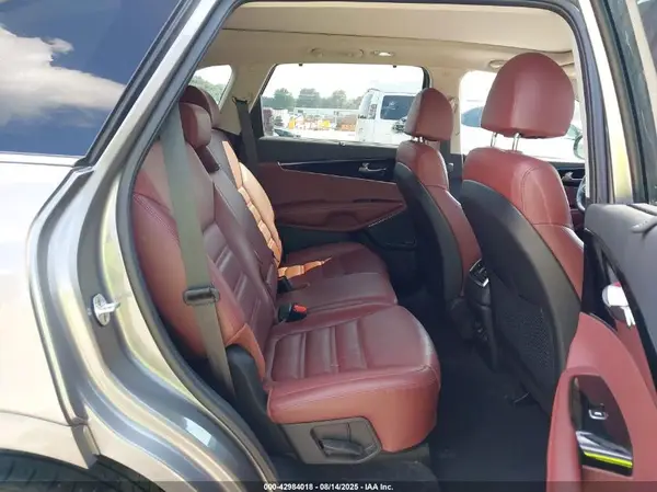 5XYPKDA50JG416894 2018 KIA SORENTO - Image 8