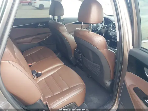 5XYPKDA50KG502305 2019 KIA SORENTO - Image 8