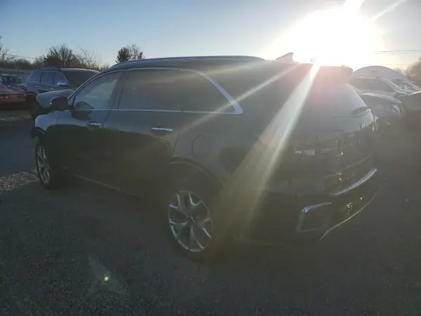 5XYPKDA50KG509884 2019 KIA SORENTO - Image 2