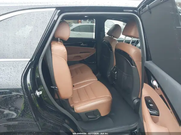 5XYPKDA50KG539290 2019 KIA SORENTO - Image 8